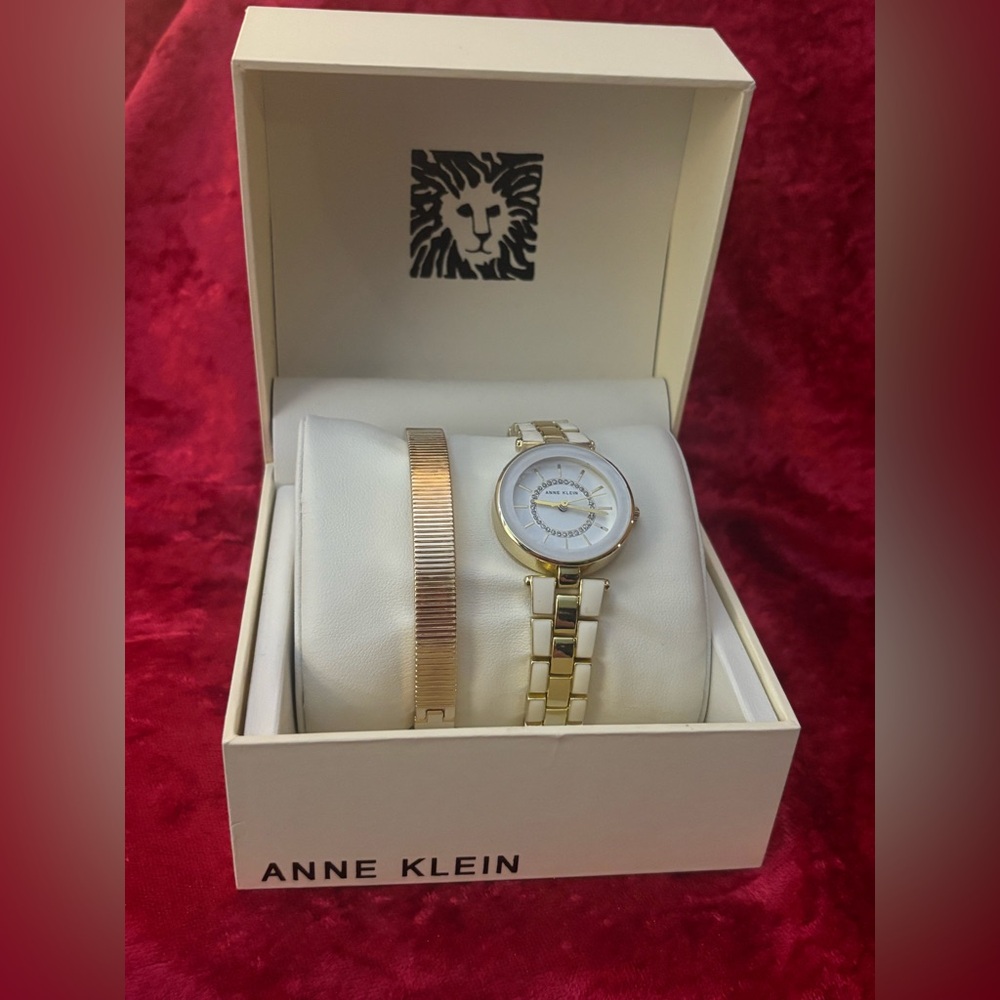 #J209 NWT Anne Klein Gold-Tone Watch and Bracelet Duo